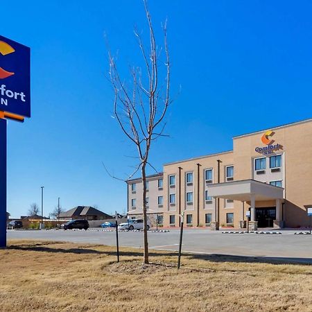 Comfort Inn & Suites Harrah Choctaw Kültér fotó