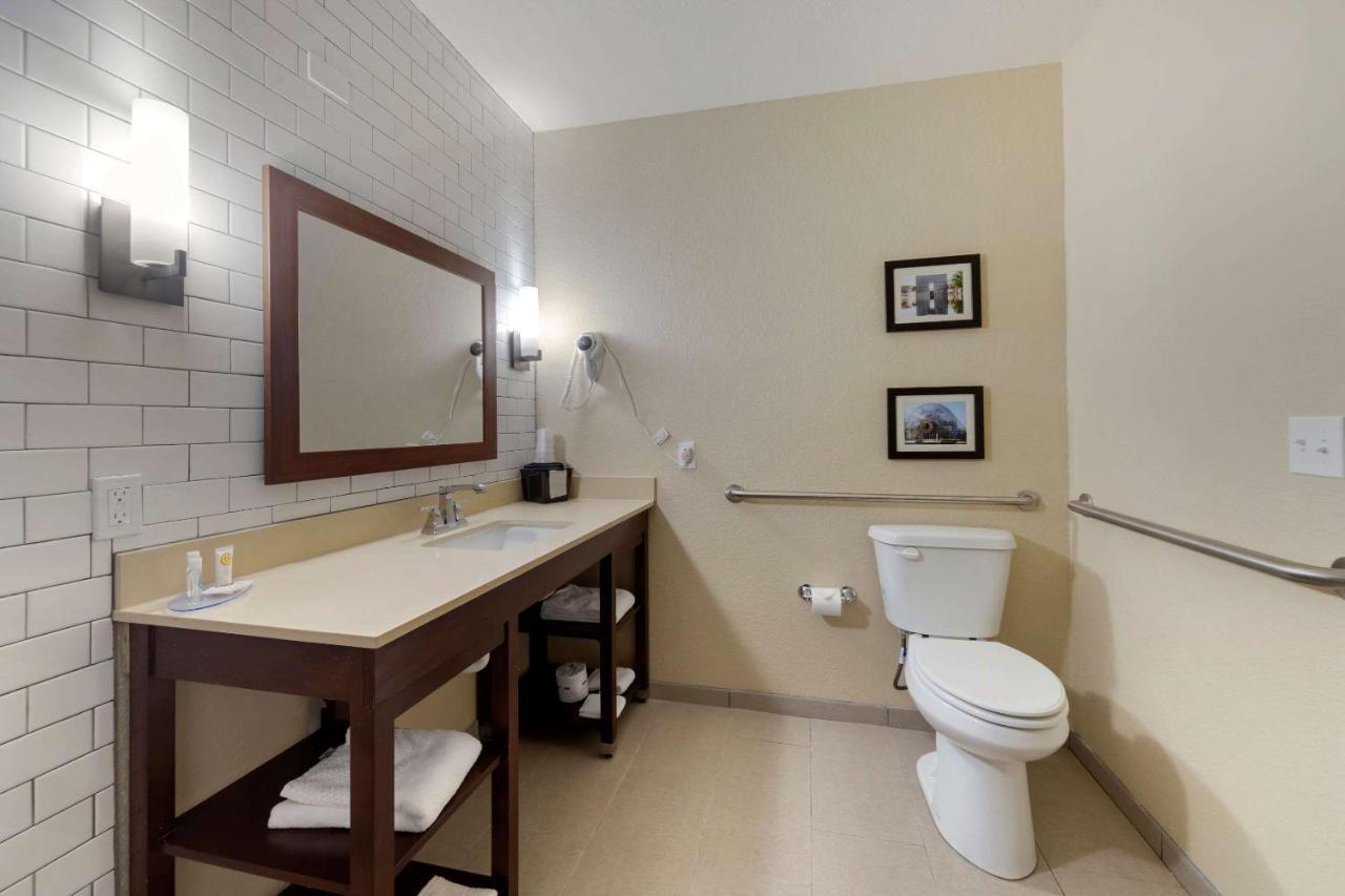 Comfort Inn & Suites Harrah Choctaw Kültér fotó