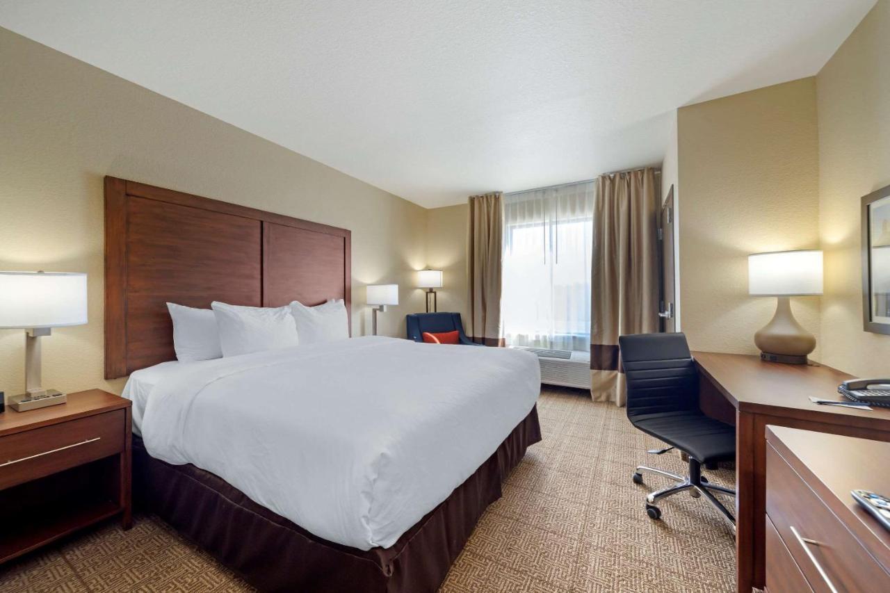 Comfort Inn & Suites Harrah Choctaw Kültér fotó