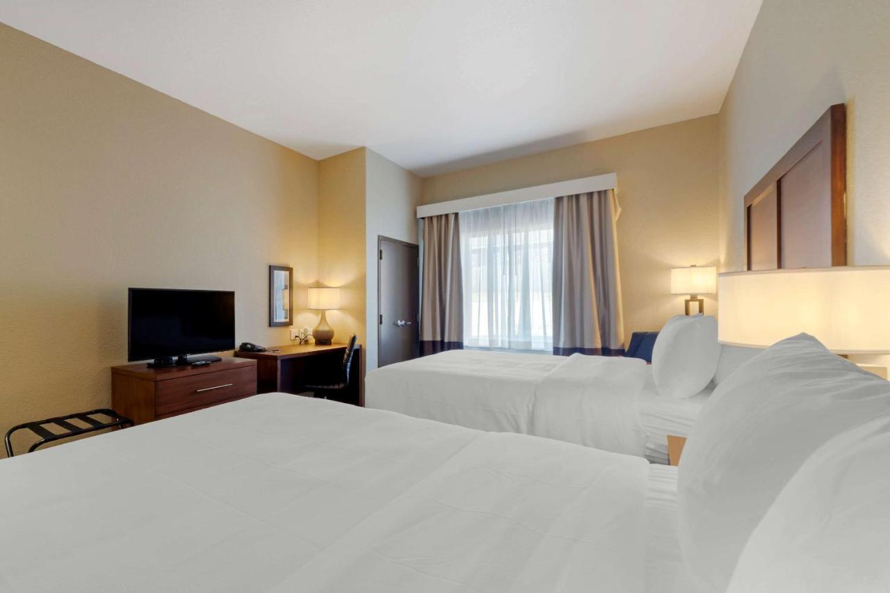 Comfort Inn & Suites Harrah Choctaw Kültér fotó