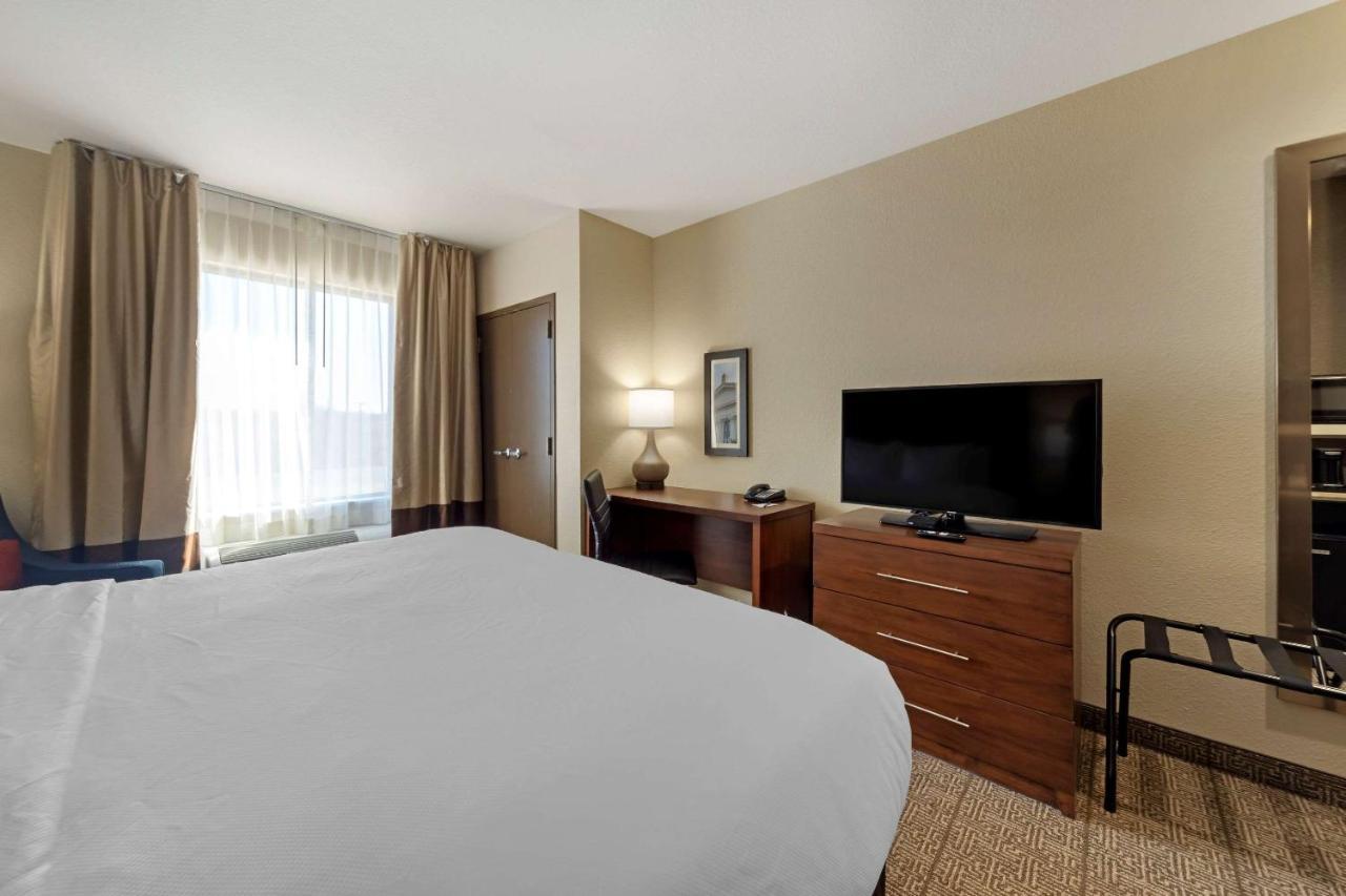Comfort Inn & Suites Harrah Choctaw Kültér fotó