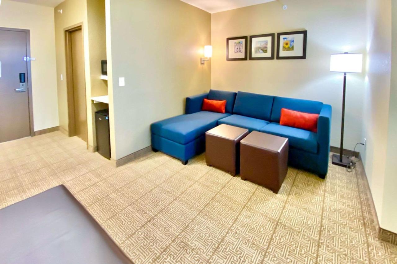 Comfort Inn & Suites Harrah Choctaw Kültér fotó